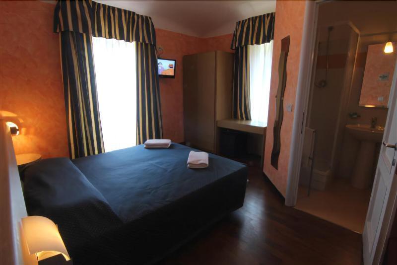 Adele Hotel