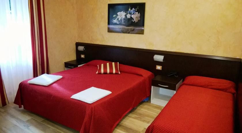 Adele Hotel 3*